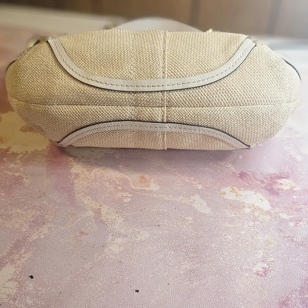 Coach Raffia Straw Wicker Shoulder Bag Purse Beige/White Braided Leather Strap. - Picture 5 of 8